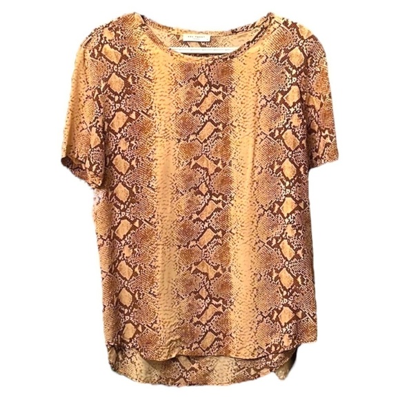 𝅺Equipment Femme Riley 100% Silk Python Print Blouse - Picture 4 of 10